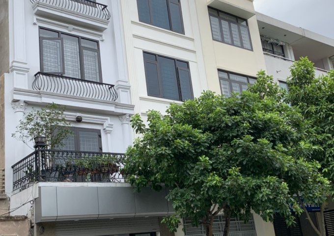 Bán nhà liền kề KĐT Văn Phú, 90m2, full nội thất, giá tốt ở Hà Đông