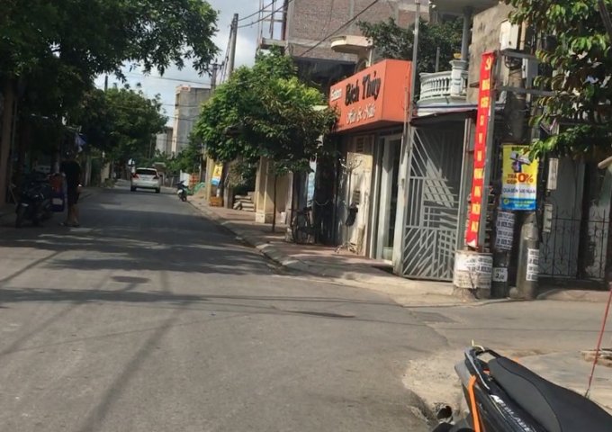  Chính chủ bán 125m2 đất mặt đường  Quỳnh Cư, Hồng Bàng