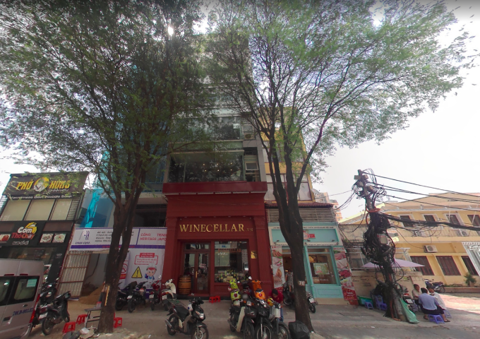 Cho thuê tòa nhà ngay góc Nguyễn Văn Thủ - Nguyễn Bỉnh Khiêm , Q1. DT: 5x23m 4 lầu. Chỉ 5000 USD