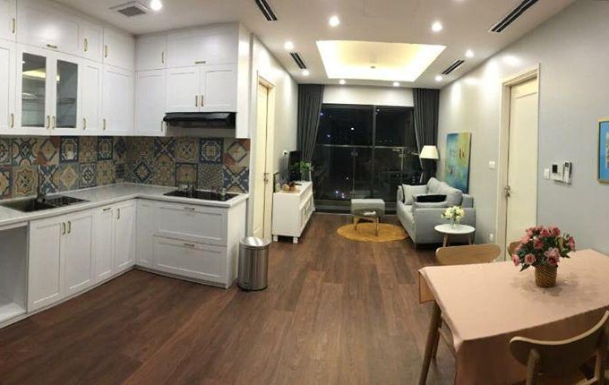 Cho thuê CHCC 3 phòng ngủ full nhà đẹp tại Golden Land 275 Nguyễn Trãi, giá 13tr/tháng.