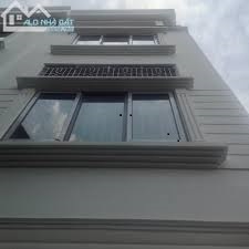 Cần bán nhà phố Quần ngựa DT 42m2, 4 tầng ,3,2. giá 4,2 tỷ Ba đình