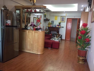 Do nhu cầu chuyển nhà sang căn rộng hơn nên em bán căn hộ Green House GH6 KĐT Việt Hưng, Long Biên, Hà Nội.