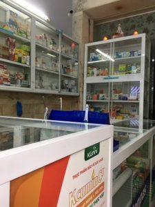 CẦN SANG LẠI NHÀ THUỐC “HOÀNG LONG” ĐƯỜNG TÔ HIẾN THÀNH, P13, QUẬN 10