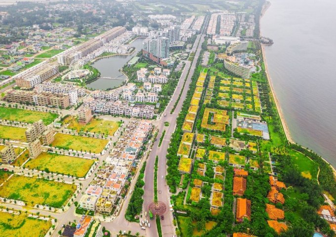 Biệt thự view hồ dự án FLC Sầm Sơn, Hàng ngoại giao, Sổ đỏ lâu dài.