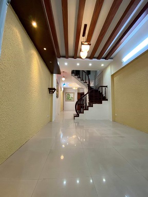 Cần bán gấp nhà chính chủ 5 tầng 49m², tại Kim Mã, Ba Đình, Hà Nội.