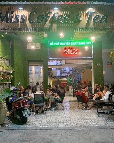 SANG QUÁN CAFE TẠI 458 HUỲNH TẤN PHÁT, Q7, TP Hồ Chí Minh