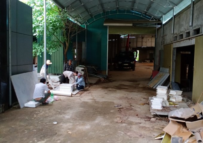 Cần bán xưởng 2000m2 gần cao tốc Hòa Lạc - Hòa Bình - Hà Nội giá 4.5 tỷ