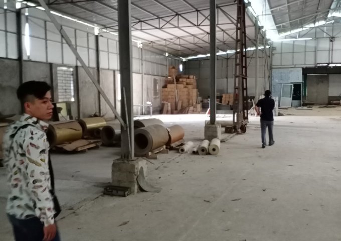 Cần bán xưởng 2000m2 gần cao tốc Hòa Lạc - Hòa Bình - Hà Nội giá 4.5 tỷ