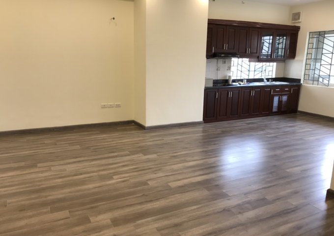 Bán căn hộ chung cư tại Dự án Khu đô thị Yên Hòa, Cầu Giấy,  Hà Nội diện tích 94m2  giá 2,700,000,000 Triệu