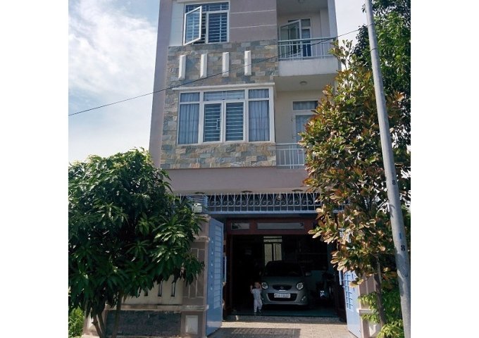 Cho thuê nhà đường Quốc Hương - Phù hợp làm văn phòng/kinh doanh 