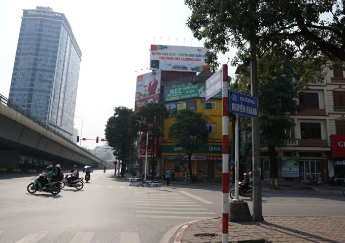 Bán nhà Kinh doanh Trần Duy Hưng, 52m2 x 4Tầng, mt 5m, Lô góc, ngõ thông. Giá 6.7 tỷ có TL