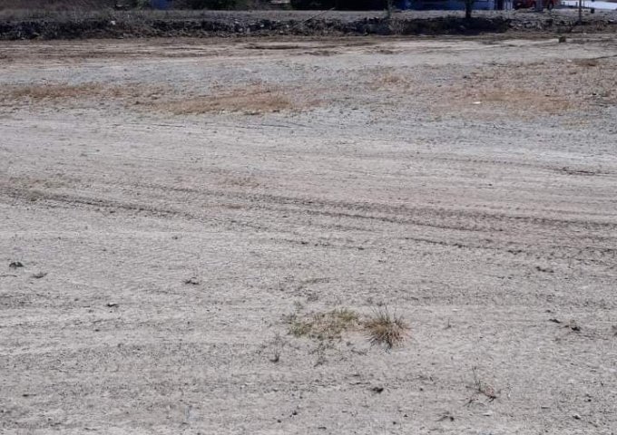 CẦN BÁN NHANH LÔ ĐẤT MẶT TIỀN QUỐC LỘ 1A (40X 95) 200M THỔ CƯ. TẠI SÔNG PHAN, HUYỆN HÀM TÂN, TỈNH BÌNH THUẬN . LH 0865869639