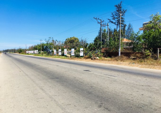 CẦN BÁN NHANH LÔ ĐẤT MẶT TIỀN QUỐC LỘ 1A (40X 95) 200M THỔ CƯ. TẠI SÔNG PHAN, HUYỆN HÀM TÂN, TỈNH BÌNH THUẬN . LH 0865869639