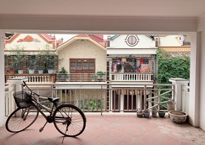 Chính chủ cho thuê nhà khu đô thị Đại Kim lô C nhà đẹp, nội thất đẹp