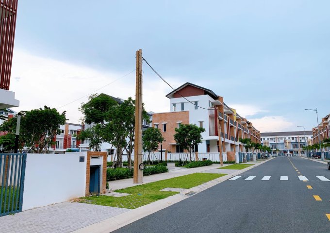 Shophouse kinh doanh KCN VSIP 2, khu đô thị Sun Casa, TP Mới Bình Dương. L.Hệ: 0967 674 879 A. Trí