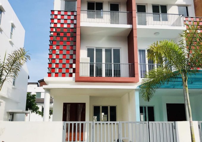 Shophouse kinh doanh KCN VSIP 2, khu đô thị Sun Casa, TP Mới Bình Dương. L.Hệ: 0967 674 879 A. Trí