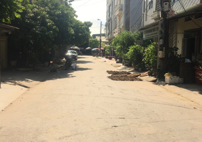 Bán lô đất siêu đẹp tại cổng Đông Chợ Quán Toan, Hồng Bàng, Hải Phòng