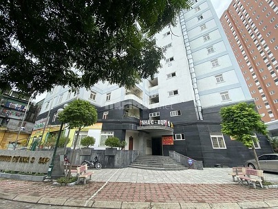 Bán căn hộ chung cư nhà C Bộ Quốc phòng, ngõ 120 Hoàng Quốc Việt, sổ đỏ chính chủ.