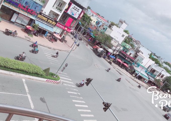 Bán nhà mặt tiền Đầu đường Nguyễn Văn Cừ,trệt 3 lầu ,dt 3.8x23.2, ngay đèn xanh đèn đỏ lộ 20 