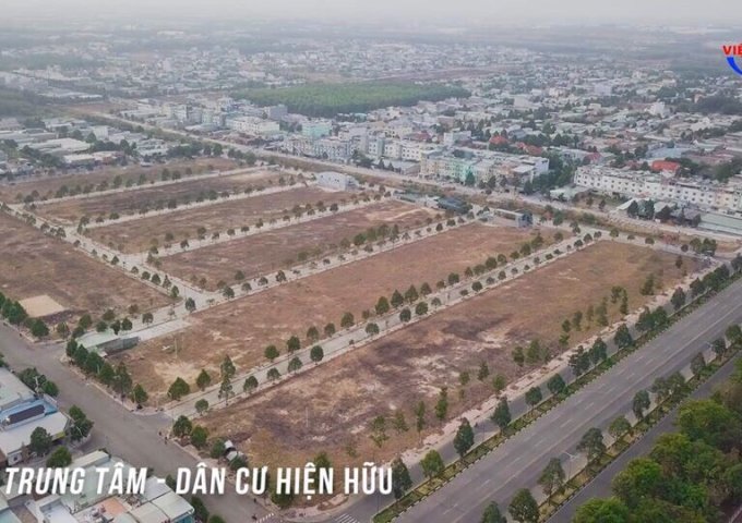 Cần tiền Kinh Doanh bán nhanh căn nhà đối diện ĐH Việt Đức, Oasis City Bình Dương, lh 0919.001.939 Ms. Luyến