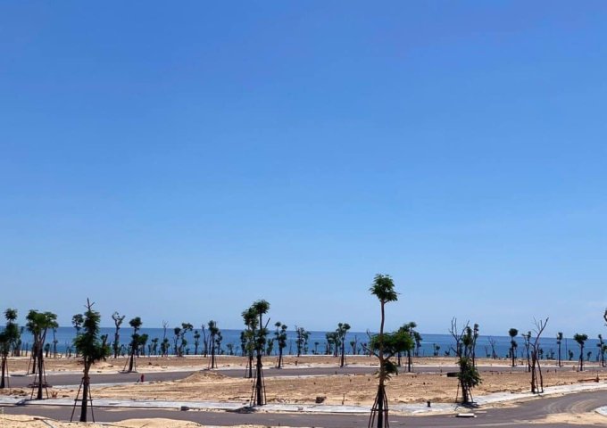 Đất nền khu đô thị ven biển có 1 0 2 tại TP. Biển Quy Nhơn, sổ đỏ, sở hữu lâu dài, LH: 0905090392