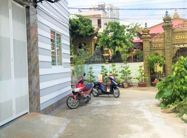 Bán gấp nhà 1 lầu mới hẻm xe hơi 1549 Huỳnh Tấn Phát Quận 7