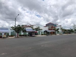 Cần bán đất tại đường Nguyễn Văn Bứa, xã Mỹ Hạnh Nam, Đức Hoà, Long An