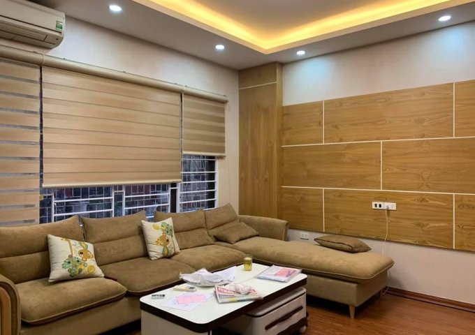 Bán nhà riêng tại Đường Giải Phóng, Hoàng Mai,  Hà Nội diện tích 25m2  giá 1.75 Tỷ, ô tô đỗ cửa, liên hệ: Mr Phong - 0385599000