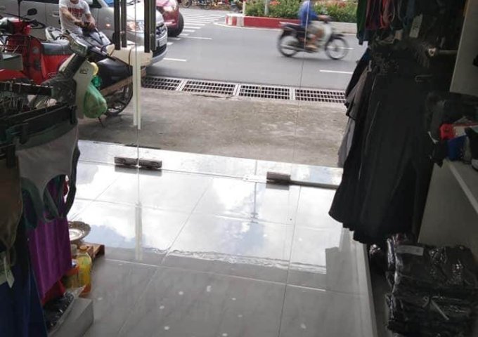 Cần sang mặt bằng kinh doanh ở đường Nguyễn Ái Quốc, P Tân Tiến, TP Biên Hòa