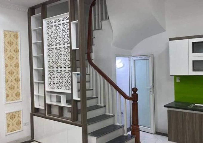 Nhà Đẹp Cực Hiếm, Khu Cao Cấp Cư Xá Bắc Hải,Quận 10, Chiều Ngang 6m, Giá Rẻ Chỉ 4.3 Tỷ.