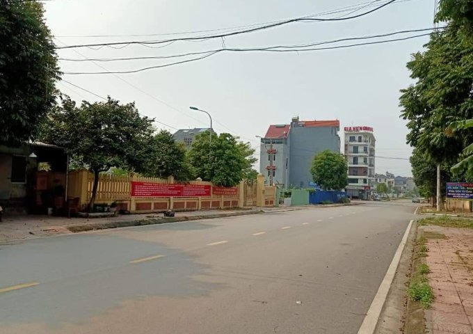 Bán 407.5m2 đất sẵn nhà 3 tầng gần ngay chợ Thanh Giã, Khai Quang, Vĩnh Yên_ lh 0987673102
