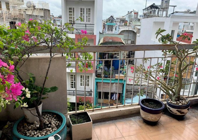 Bán Chung Cư Diện Tích 82M2 – 3.6 Tỷ - Đặng Văn Ngữ - Phú Nhuận.