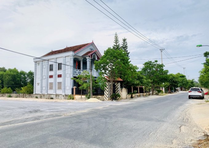 Bán đất nền dự án tại Dự án Dinh Mười III Center Park, Quảng Ninh,  Quảng Bình diện tích 300m2  giá 4.7 Triệu/m²