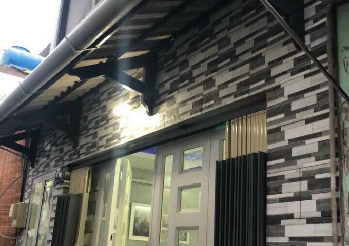 Nhà bán chính chủ tại đường số 2 Phường 16, Gò Vấp dt 40m2 giá chỉ 2,8 tỷ.