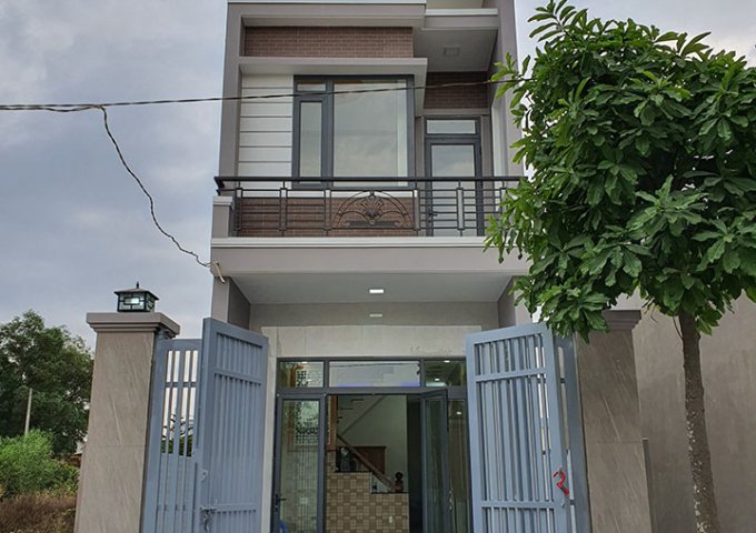 Bán nhà mặt tiền 3 tầng 4x18 khu đường Hoa – Phan Xích Long Q.Phú Nhuận