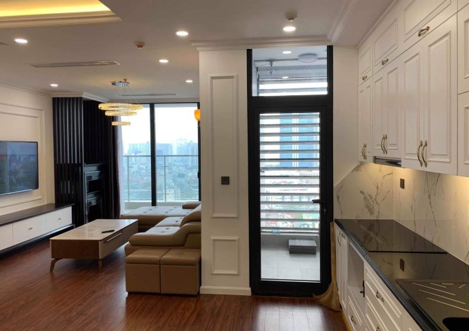 Chính chủ cho thuê căn hộ cao cấp tại 172 Ngọc Khánh 130m2, 3PN đủ đồ giá 14 triệu/tháng.