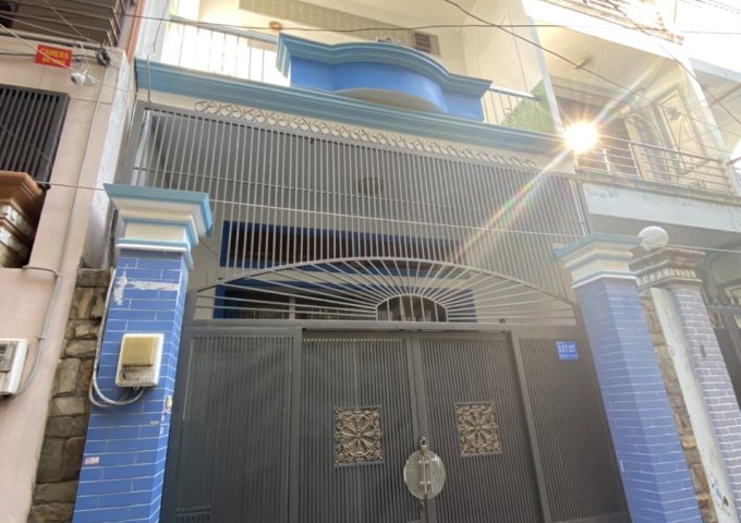 Mặt tiền đường C1 – Nguyễn Quang Bích, P13, quận Tân Bình 6x11m 4 tầng