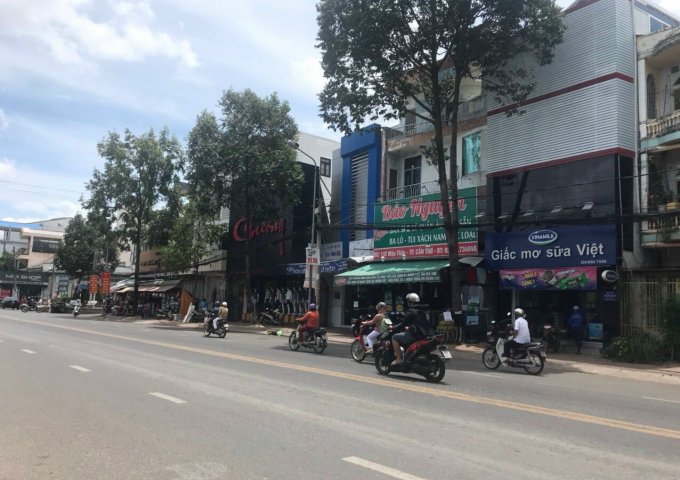Bán nhà mặt tiền đường Mậu Thân, Gần chợ Xuân Khánh, ngang trên 5m, vị trí kinh doanh. Cho thuê ổn định. Giá 10.5 tỷ. 
