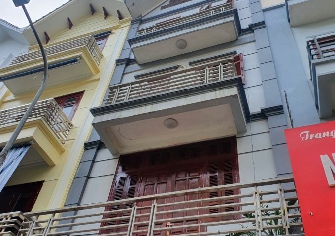 Cho thuê nhà KĐT Văn Phú, Hà Đông, DT 70mx 4 tầng, 13 triệu/tháng