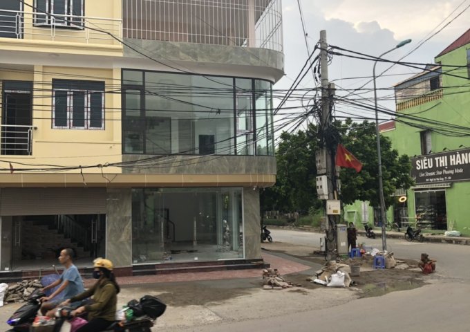 Chính chủ cho thuê nhà 2 mặt tiền tại cổng làng Đại Áng, Thanh Trì, DT 61m2x2 tầng, Giá 20tr/th LH 0914 315 155