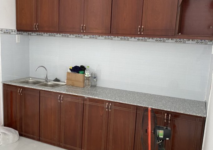 CHÍNH CHỦ CẦN BÁN NHÀ TẠI THỊ TRẤN CẦN GIUỘC - HUYỆN CẦN GIUỘC -TỈNH LONG AN .