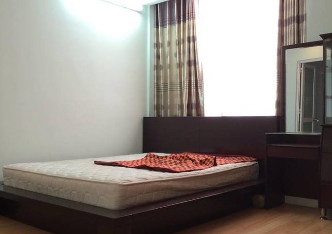 Cho thuê căn hộ Bàu Cát II 3pn, có nội thất, nhà chính chủ