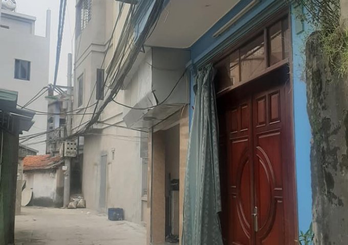 Bán 72 m2 đất Tương Chúc, Ngũ Hiệp, Thanh Trì, Hà Nội, giá chỉ 2.1 tỷ, khu vực phát triển, ô tô đỗ tận cửa, liên hệ: Mr Phong - 0385599000/0931028840.