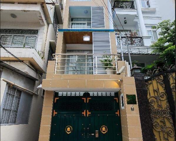 CHO THUÊ CĂN HỘ DỊCH VỤ FULL NỘI THẤT TRUNG TÂM Q10 GIÁP Q3