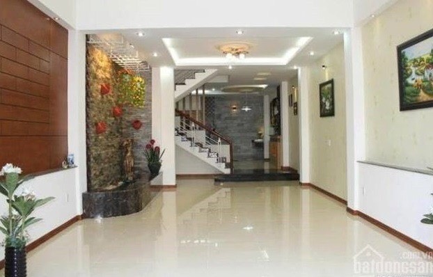 Bán nhà mặt phố Nguyễn Công Trứ – Hà Đông, DT 42m2, 5 tầng, kinh doanh cực tốt. Giá 5.3 tỷ