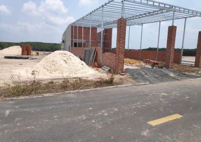 CẦN BÁN 2 LÔ ĐẤT LIỀN KỀ TẠI KHU CÔNG NGHIỆP BECAMEX IDC . CHƠN THÀNH TỈNH BÌNH PHƯỚC .