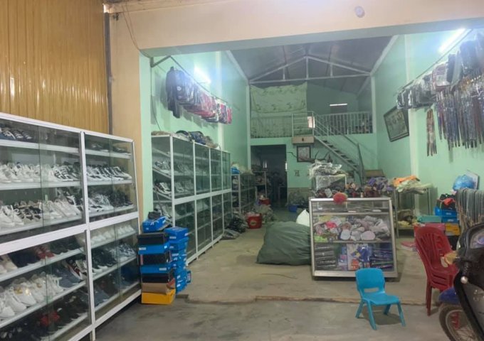 Bán nhà đang kinh doanh tốt tại bản Hang Trùng 1, xã Vân Hồ, huyện Vân hồ , tỉnh Sơn La