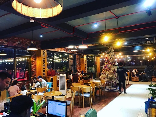 Nhà xa bận bịu con nhỏ không quản lý được mình cần sang nhương gấp quán Cafe trà sữa tại số 254 phố Tây Sơn, Đan Phượng, Hà Nội.