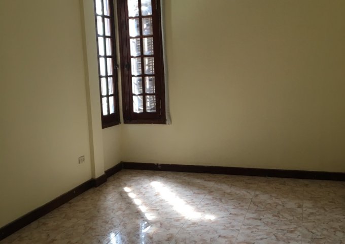 CHÍNH CHỦ CẦN CHO THUÊ NHÀ MẶT TIỀN PHỐ KIM MÃ , BA ĐÌNH ,HÀ NỘI