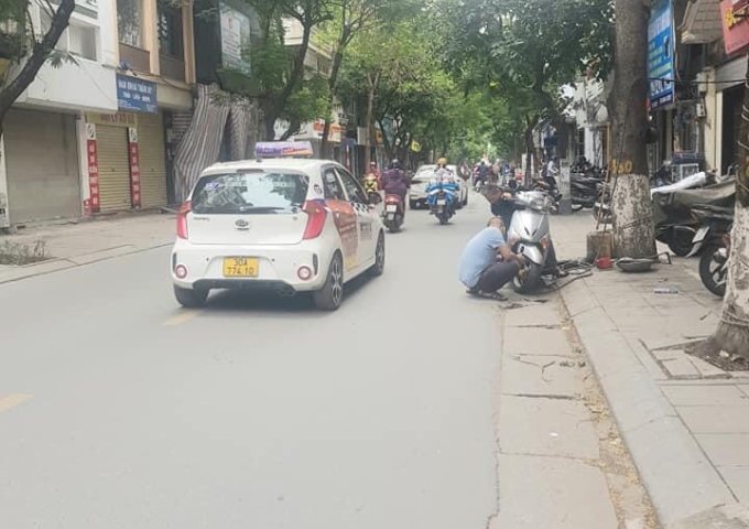 CẦN BÁN 2 CĂN NHÀ MẶT PHỐ TẠI BA ĐÌNH - HÀ NỘI .